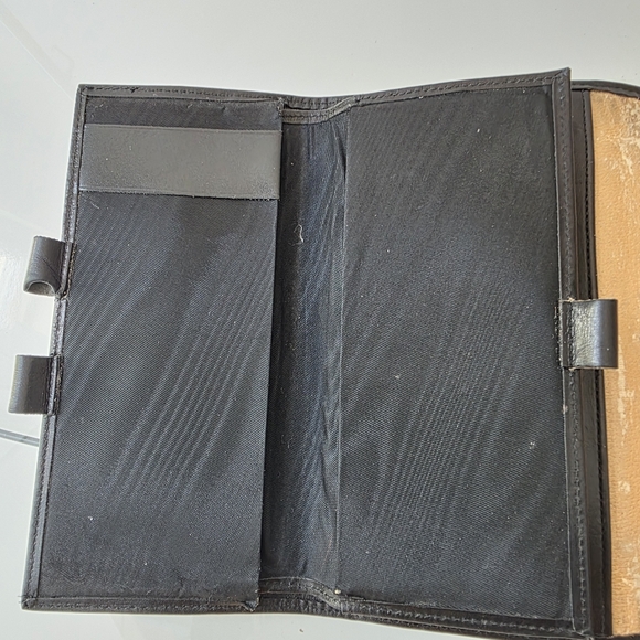 Dooney Bourke Trifold Wallet Clutch Leather Kisslock Coins Black - Picture 10 of 15